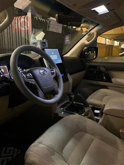 تويوتا لاندكروزر